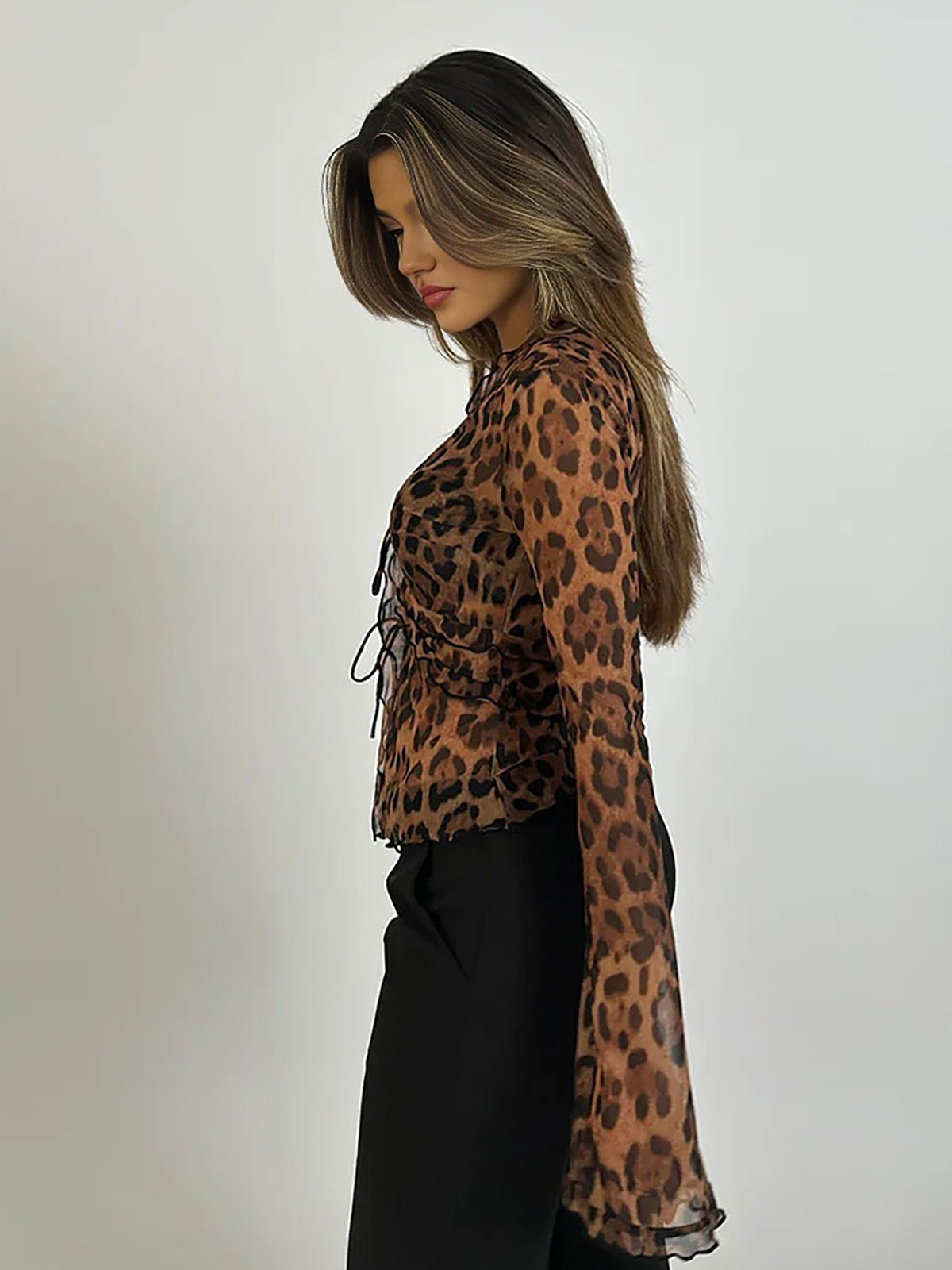 Lisette - Leopard Print Knot Top