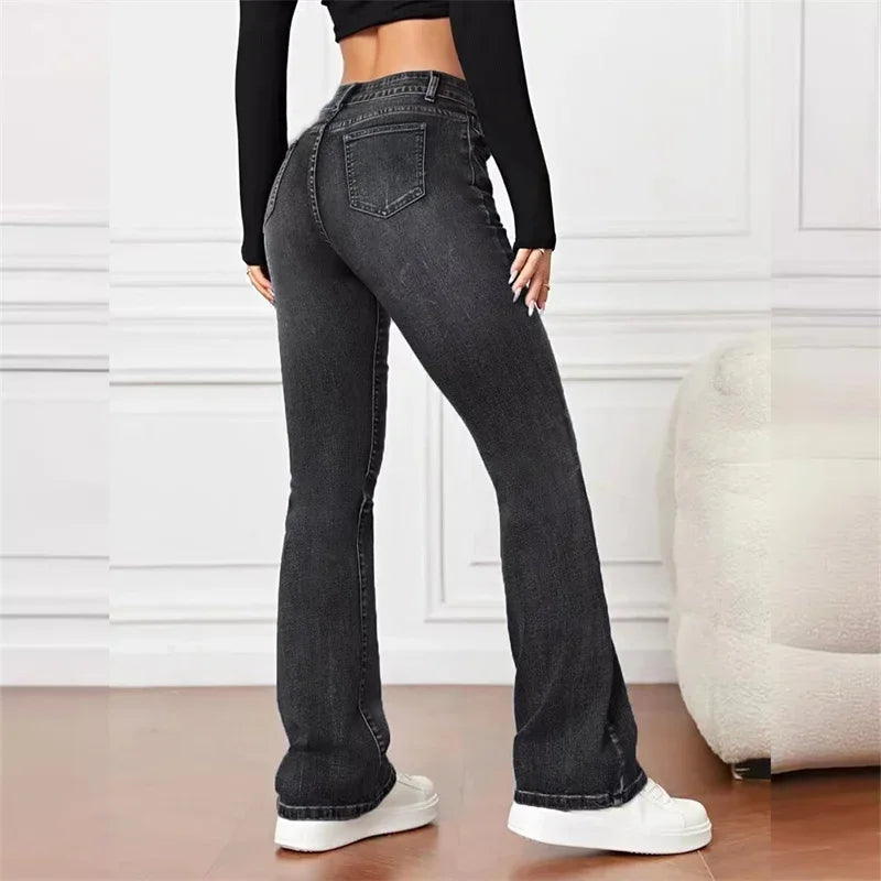 Emily™ | Vintage flare jeans with mid-rise waistband